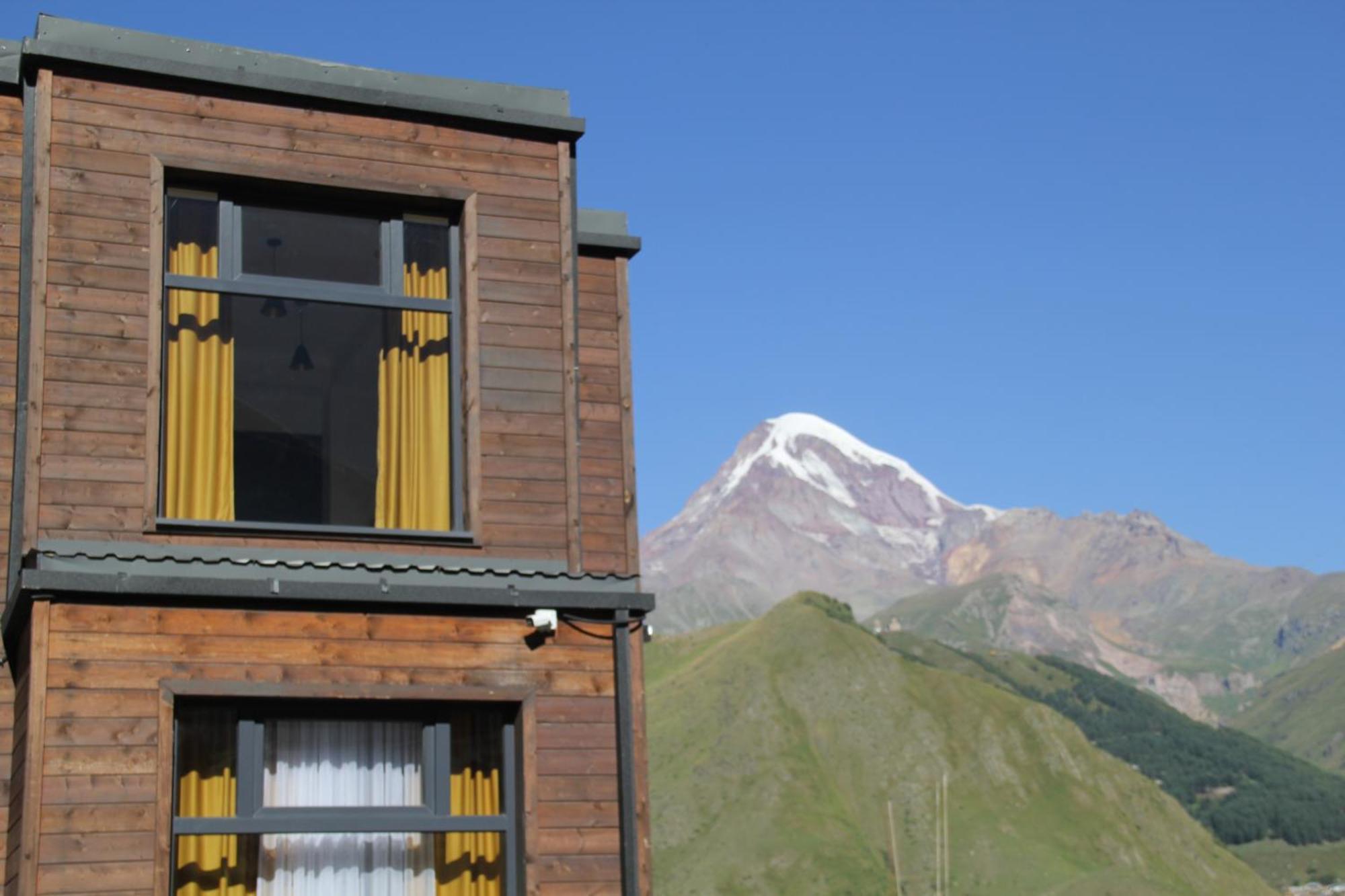 Отель Melodia Kazbegi Экстерьер фото