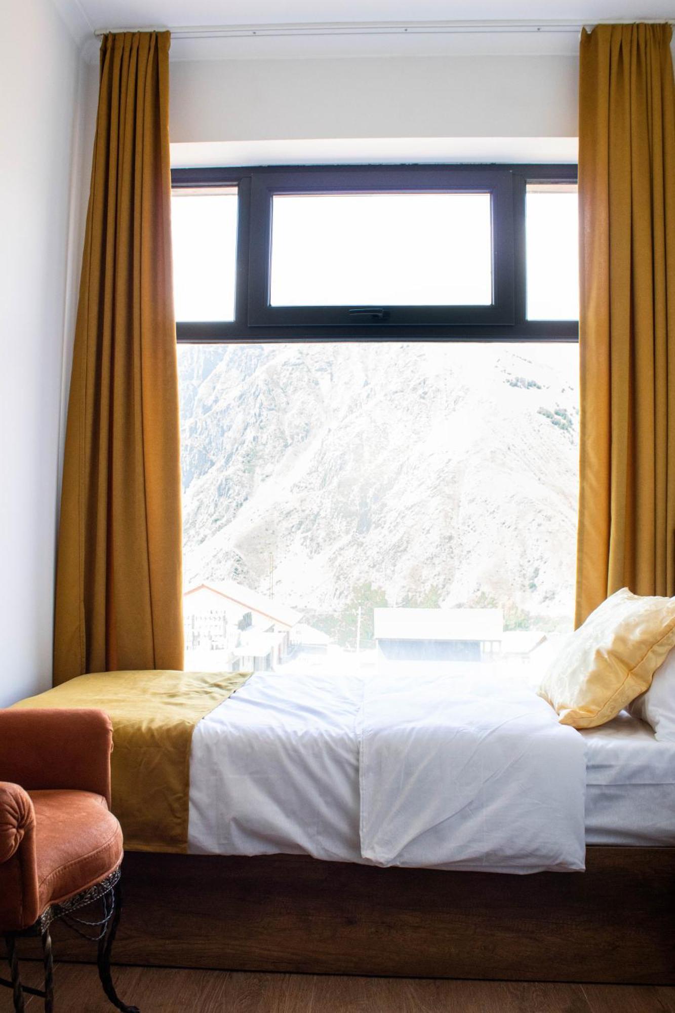 Отель Melodia Kazbegi Экстерьер фото